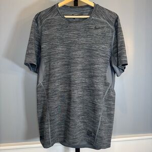 Nike Pro DriFit Hypercool Max Fitted Gray Compression Shirt Men’s Large dri fit